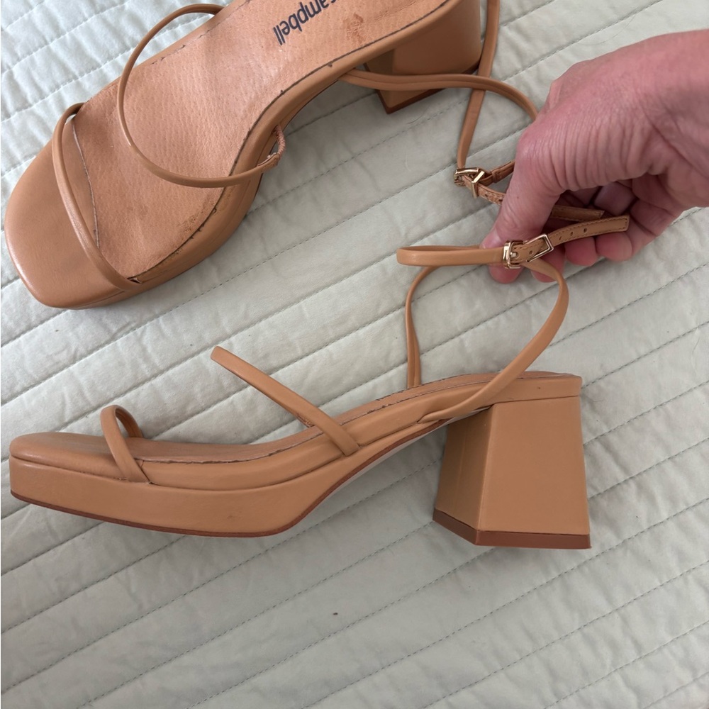 Jeffrey Campbell Tan Women's Sandals - Picture 2 of 4
